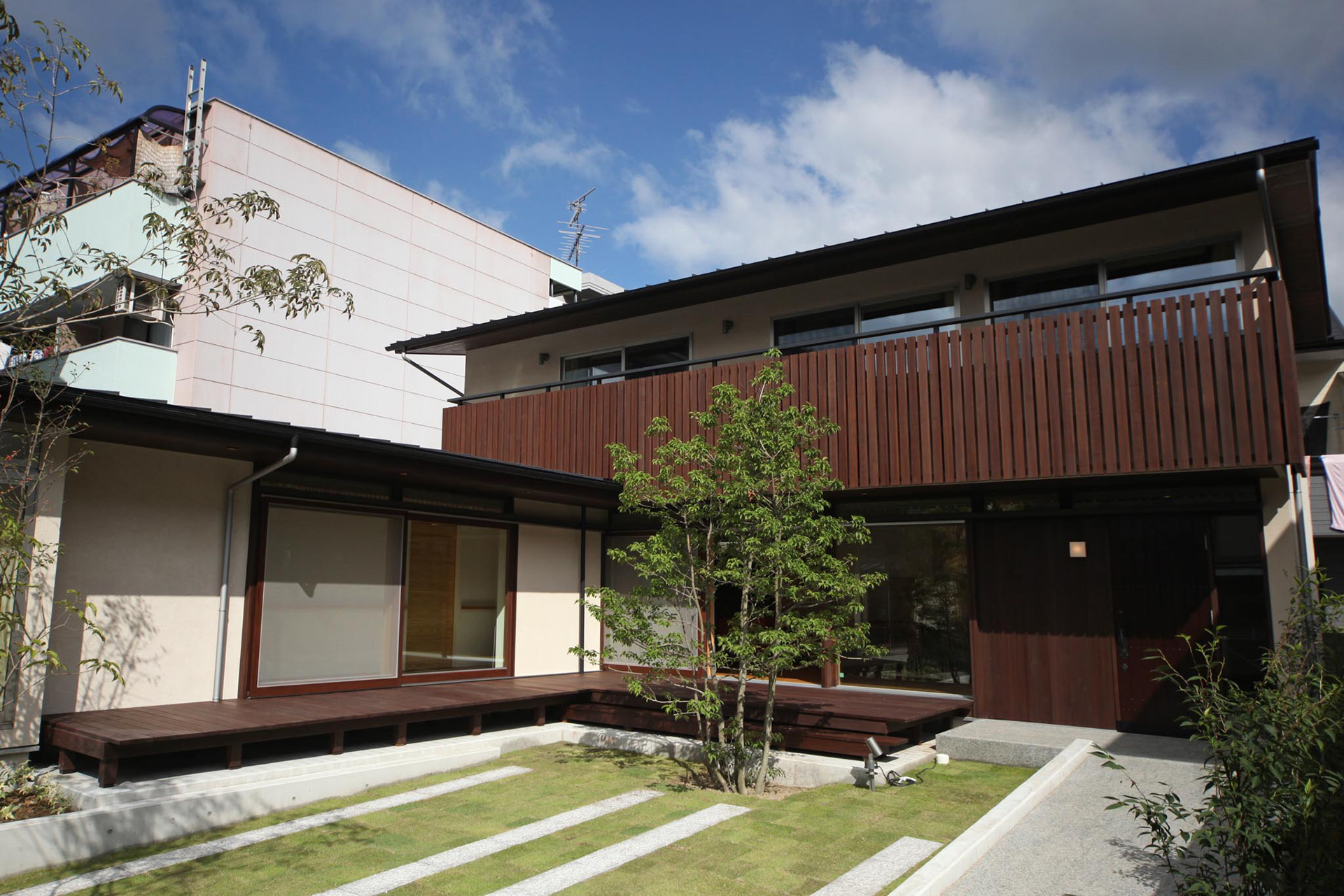 宮脇町の家  実例写真集  フロムファースト高松  高松市の建築条件 